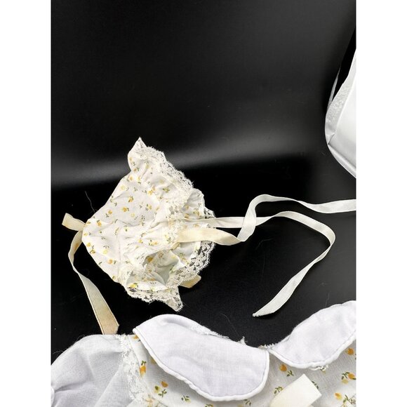 Cabbage Patch Kids Preemie Doll Coleco White Yellow Tulip Bonnet And Dress READ - Picture 5 of 14